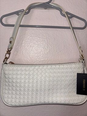 Forever 21 Cream Woven Mini Shoulder Bag 11x5” NWT